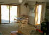 7dining area.jpg (41627 bytes)